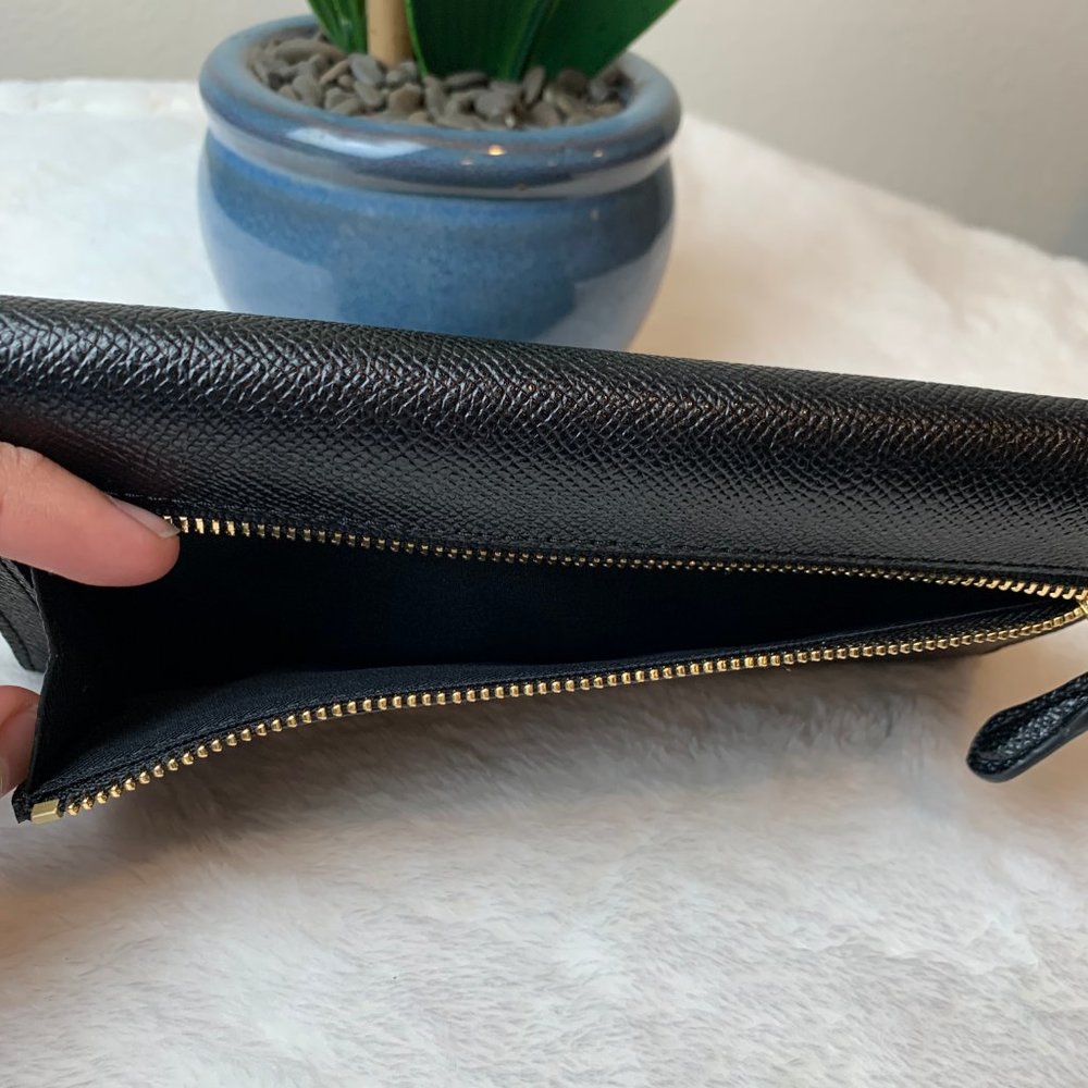 Coach Trifold Wallet - Picture 3 of 5